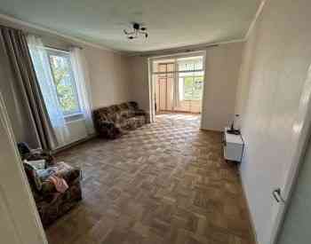 Apartments For Rent three-room 102м² 3/4 floor Tbilisi