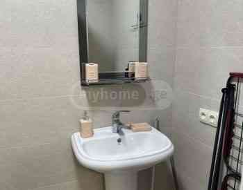 ქირავდება 2 ოთახიანი ბინა 42მ² 10/10 სართ თბილისი