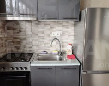 ქირავდება 2 ოთახიანი ბინა 45მ² 1/9 სართ თბილისი - photo 1