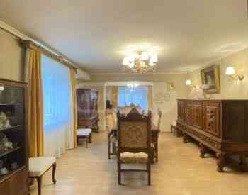 Apartments For Rent three-room 110м² 2/5 floor Tbilisi