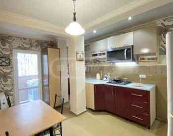 Apartments For Rent three-room 110м² 2/5 floor Tbilisi