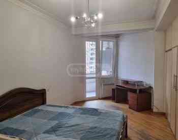 Apartments For Rent three-room 140м² 8/10 floor Tbilisi