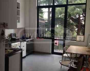 Apartments For Rent three-room 170м² 3/4 floor Tbilisi