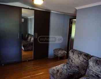 Apartments For Rent five-room 105м² 2/3 floor Tbilisi