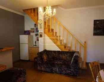 Apartments For Rent five-room 105м² 2/3 floor Tbilisi