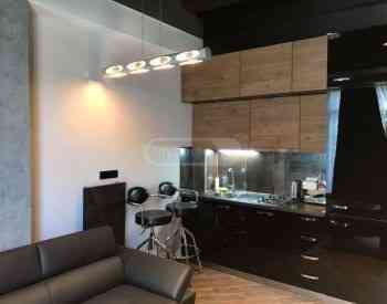 ქირავდება 2 ოთახიანი ბინა 45მ² 6/9 სართ თბილისი