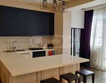 ქირავდება 4 ოთახიანი ბინა 135მ² 8/15 სართ თბილისი