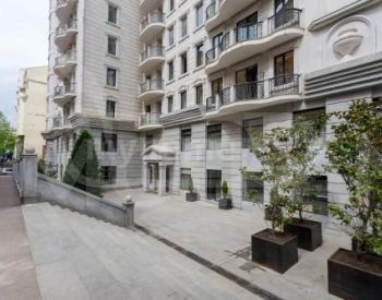 ქირავდება 4 ოთახიანი ბინა 160მ² 8/12 სართ თბილისი - photo 1