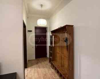 Apartments For Rent three-room 96м² 2/5 floor Tbilisi
