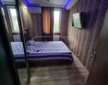 ქირავდება 4 ოთახიანი ბინა 77მ² 3/3 სართ თბილისი