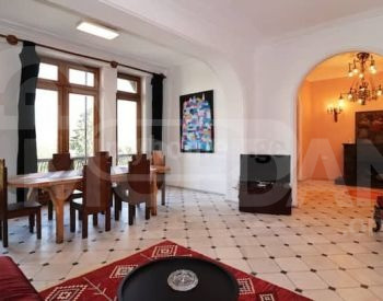 Apartments For Rent five-room 280м² 4/5 floor Tbilisi - photo 1