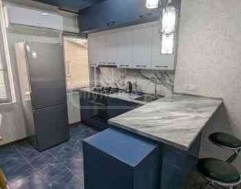 ქირავდება 2 ოთახიანი ბინა 68მ² 8/11 სართ თბილისი