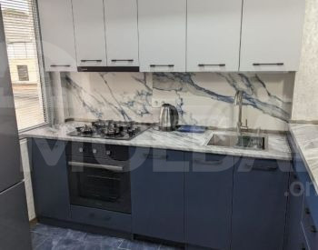 ქირავდება 2 ოთახიანი ბინა 68მ² 8/11 სართ თბილისი - photo 1