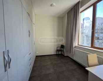 ქირავდება 4 ოთახიანი ბინა 90მ² 8/10 სართ თბილისი