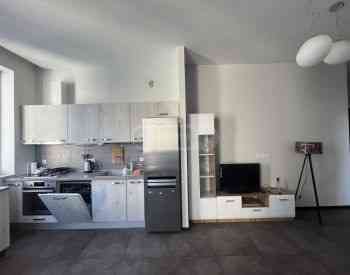 ქირავდება 4 ოთახიანი ბინა 90მ² 8/10 სართ თბილისი