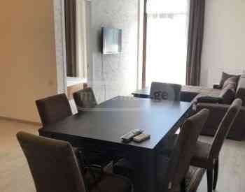 ქირავდება 2 ოთახიანი ბინა 65მ² 5/23 სართ თბილისი