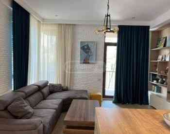 ქირავდება 2 ოთახიანი ბინა 62მ² 6/6 სართ თბილისი