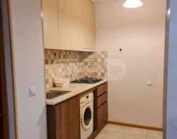 Apartments For Rent five-room 90м² 1/5 floor Tbilisi