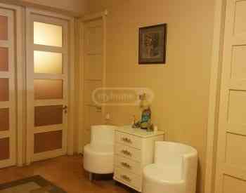 Apartments For Rent three-room 124м² 3/10 floor Tbilisi