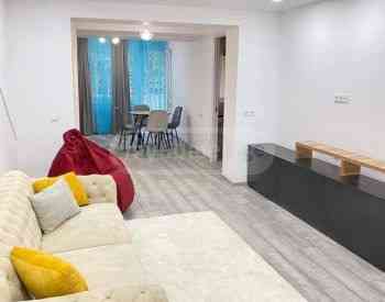 Apartments For Rent three-room 90м² 1/8 floor Tbilisi