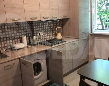 ქირავდება 1 ოთახიანი ბინა 45მ² 4/5 სართ თბილისი - photo 1