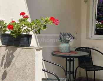 Apartments For Rent three-room 65м² 1/2 floor Tbilisi