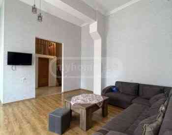 Apartments For Rent three-room 100м² 2/5 floor Tbilisi