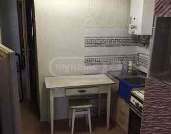 ქირავდება 4 ოთახიანი ბინა 120მ² 4/8 სართ თბილისი