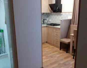 ქირავდება 2 ოთახიანი ბინა 40მ² 1/1 სართ თბილისი