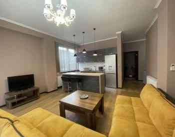 ქირავდება 2 ოთახიანი ბინა 62მ² 8/15 სართ თბილისი