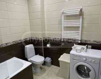 ქირავდება 2 ოთახიანი ბინა 70მ² 6/9 სართ თბილისი