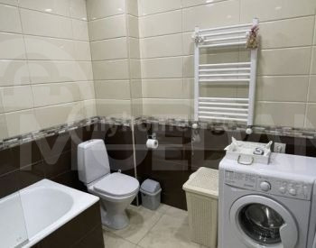 ქირავდება 2 ოთახიანი ბინა 70მ² 6/9 სართ თბილისი - photo 3