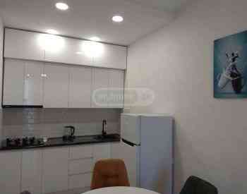 ქირავდება 2 ოთახიანი ბინა 51მ² 4/8 სართ თბილისი