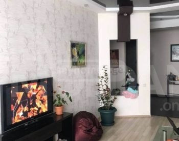 ქირავდება 4 ოთახიანი ბინა 135მ² 14/15 სართ თბილისი - photo 6