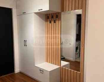 ქირავდება 2 ოთახიანი ბინა 50მ² 5/9 სართ თბილისი