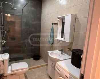 ქირავდება 2 ოთახიანი ბინა 50მ² 5/9 სართ თბილისი