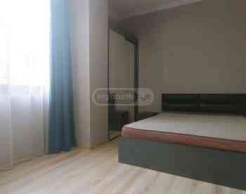 ქირავდება 4 ოთახიანი ბინა 80მ² 2/5 სართ თბილისი