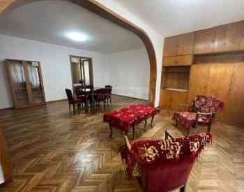 ქირავდება 4 ოთახიანი ბინა 110მ² 9/9 სართ თბილისი