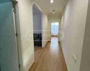 ქირავდება 3 ოთახიანი ბინა 80მ² 5/12 სართ თბილისი