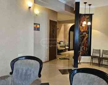 ქირავდება 4 ოთახიანი ბინა 130მ² 11/12 სართ თბილისი