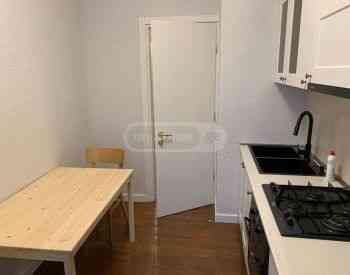 ქირავდება 3 ოთახიანი ბინა 98მ² 3/9 სართ თბილისი