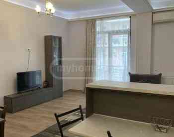 ქირავდება 3 ოთახიანი ბინა 105მ² 5/8 სართ თბილისი