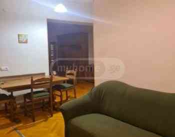 Apartments For Rent five-room 90м² 1/5 floor Tbilisi