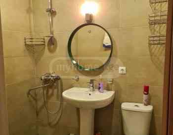 Apartments For Rent five-room 90м² 1/5 floor Tbilisi