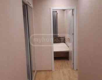 ქირავდება 2 ოთახიანი ბინა 45მ² 2/8 სართ თბილისი