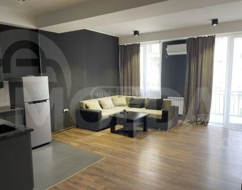 ქირავდება 2 ოთახიანი ბინა 63მ² 10/13 სართ თბილისი - photo 4