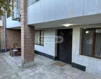 ქირავდება 2 ოთახიანი ბინა 100მ² 1/3 სართ თბილისი