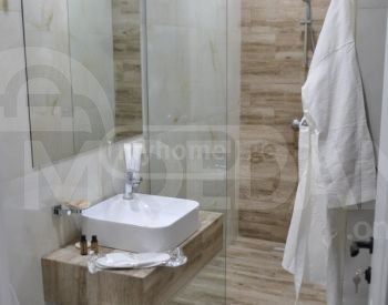 ქირავდება 2 ოთახიანი ბინა 60მ² 15/17 სართ თბილისი - photo 2