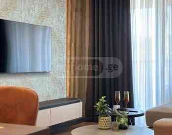 ქირავდება 3 ოთახიანი ბინა 84მ² 11/12 სართ თბილისი