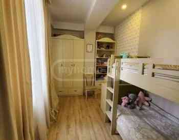 ქირავდება 3 ოთახიანი ბინა 90მ² 4/12 სართ თბილისი